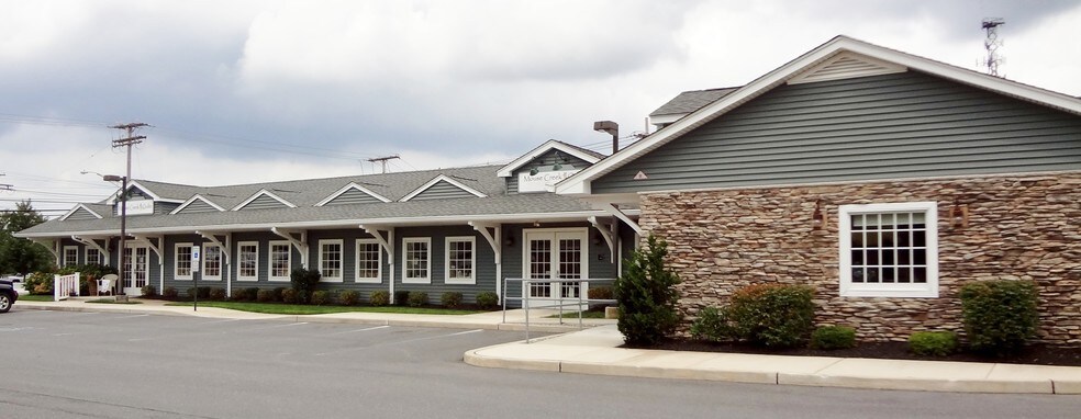 4631 US Highway 9, Howell, NJ for lease - Primary Photo - Image 1 of 1