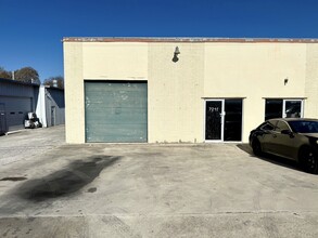 7215-7217 Eckhert Rd, San Antonio, TX for lease Building Photo- Image 2 of 12