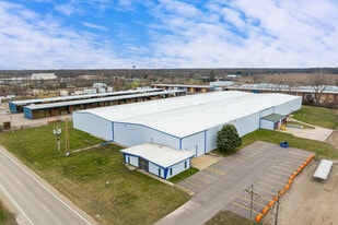69687 Kraus Rd, Edwardsburg MI - Warehouse