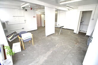 41-47 Gatwick Rd, Crawley for lease Interior Photo- Image 2 of 4