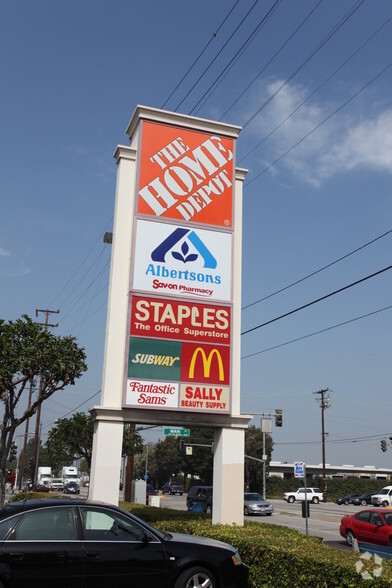 104-300 E Sepulveda Blvd, Carson, CA for lease - Building Photo - Image 3 of 6