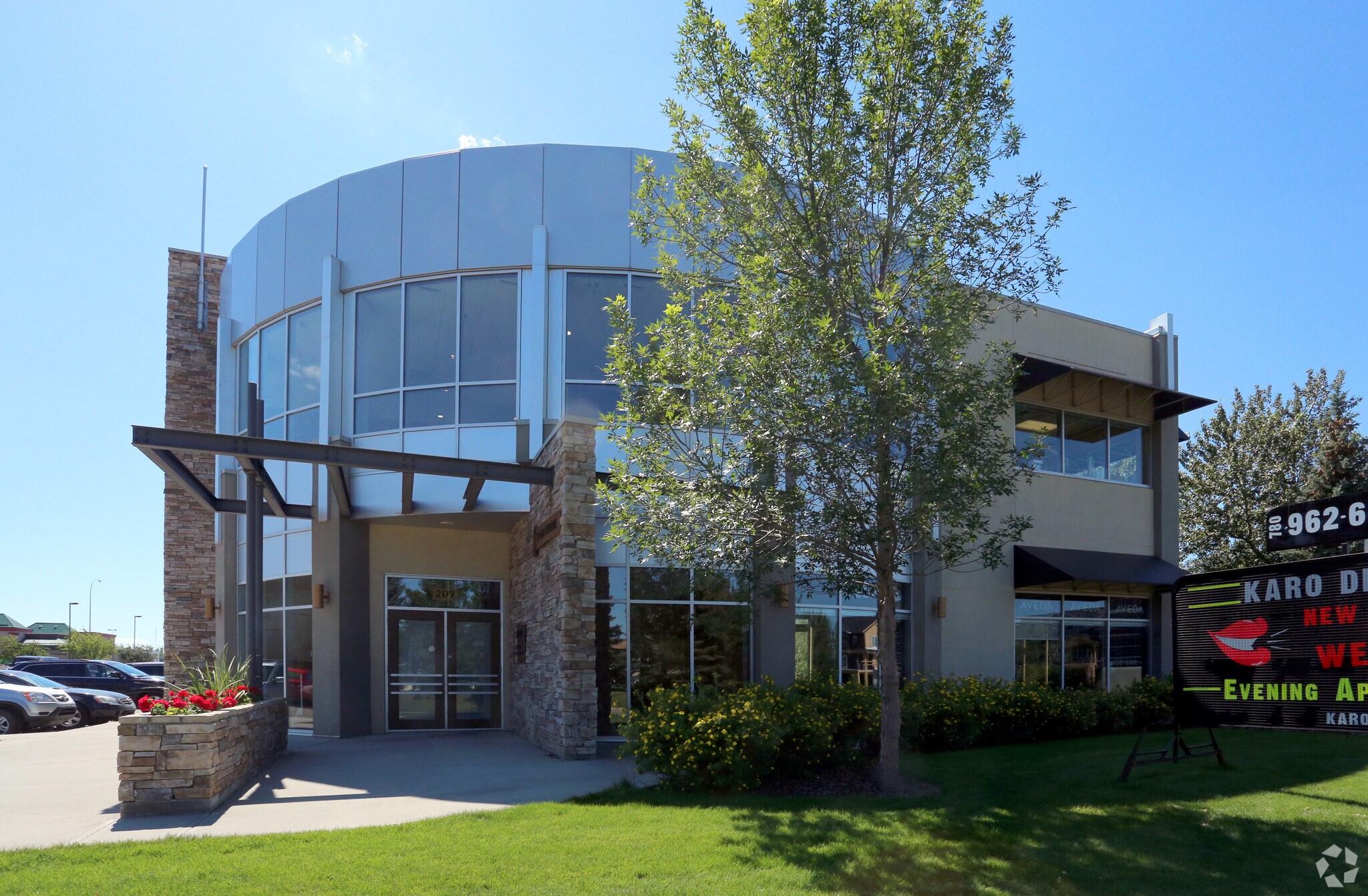 8 McLeod Ave, Spruce Grove, AB T7X 3X3 OfficeRetail for Lease