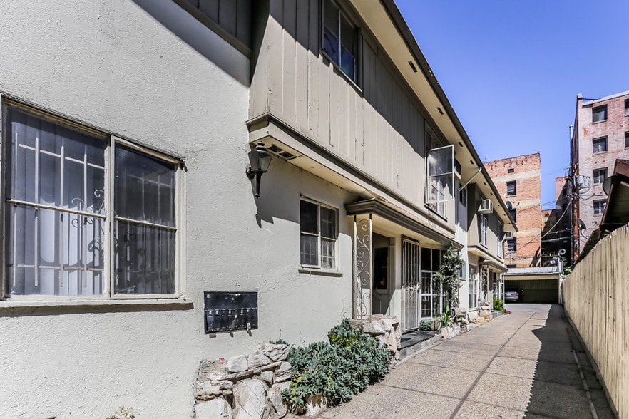 742 Irolo St, Los Angeles, CA for sale - Building Photo - Image 3 of 14