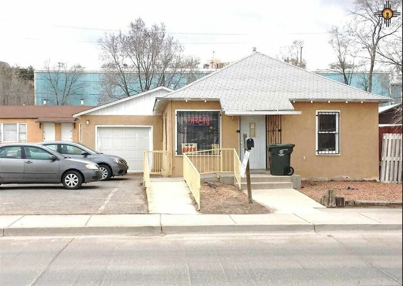 1106 E Aztec Ave, Gallup, NM for sale - Primary Photo - Image 1 of 1