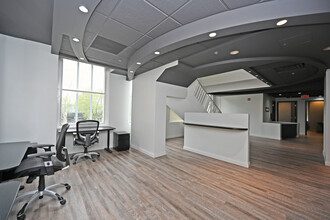 19 Garfield Pl, Cincinnati, OH for lease Interior Photo- Image 1 of 15