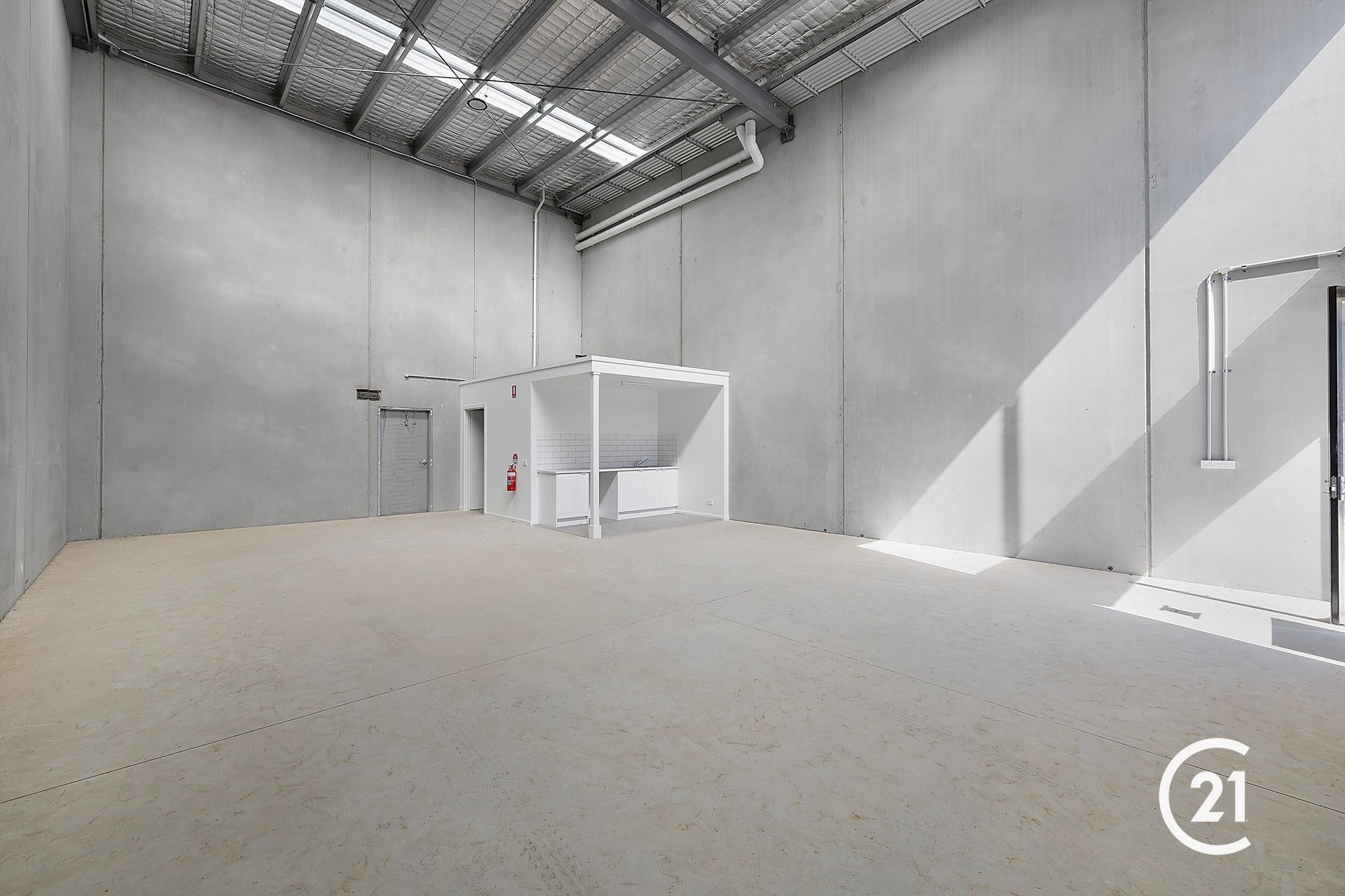 23B King George Crescent, Echuca for lease Interior Photo- Image 1 of 3