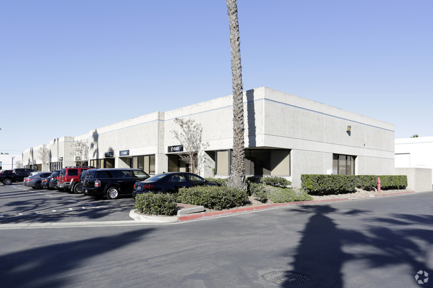 17150 Newhope St, Fountain Valley, CA for lease - Primary Photo - Image 1 of 11