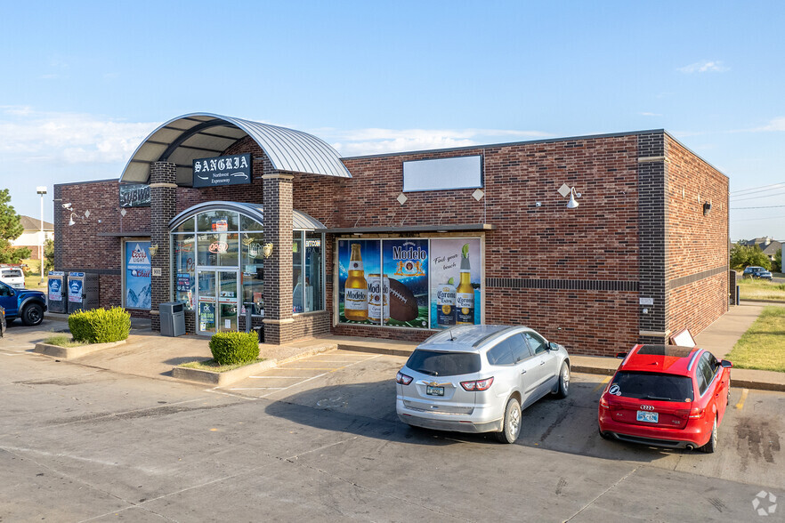 9001 NW Expressway St, Yukon, OK for sale - Primary Photo - Image 1 of 1