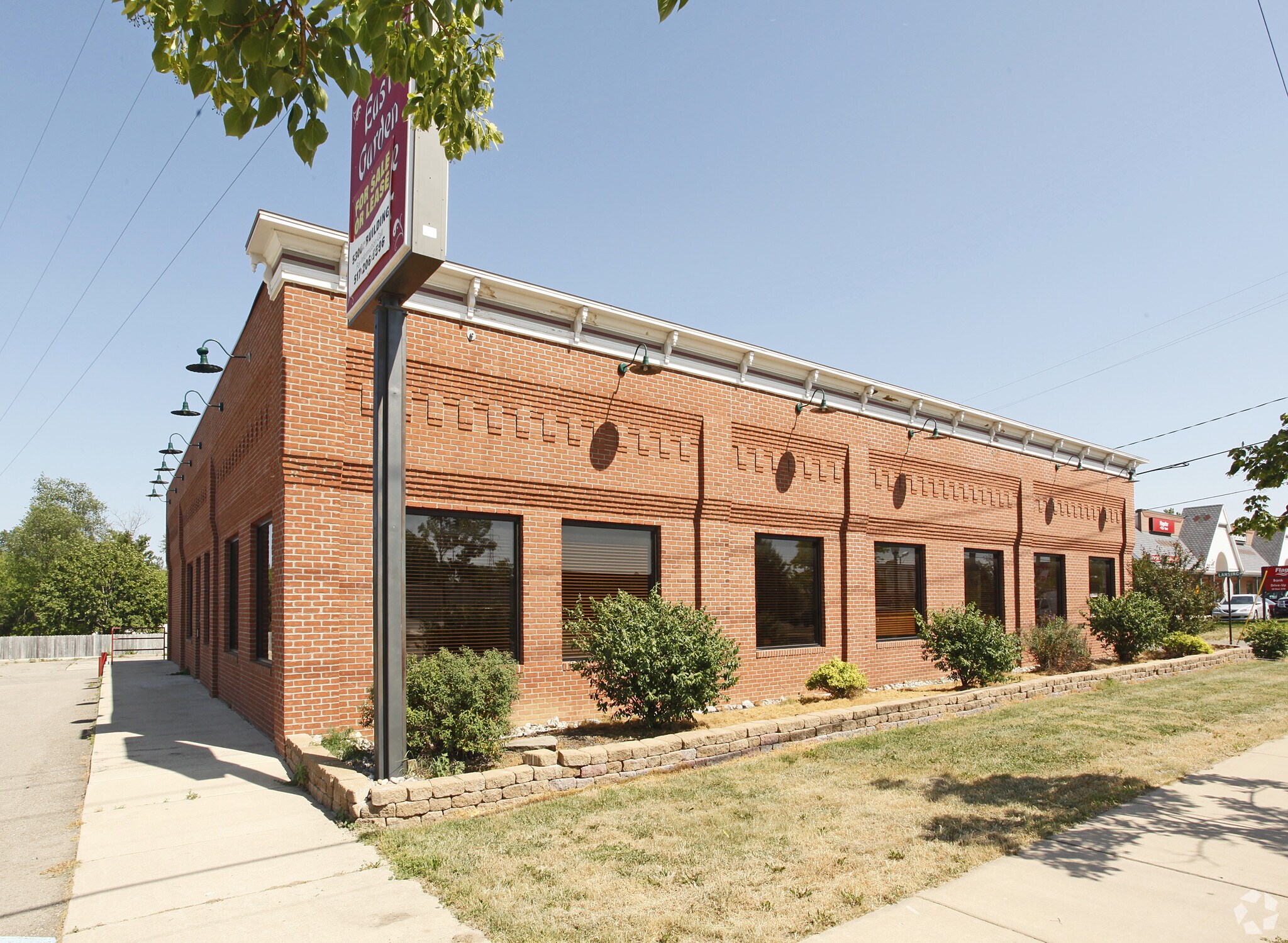 225 S Main St, Brooklyn, MI for sale Primary Photo- Image 1 of 1