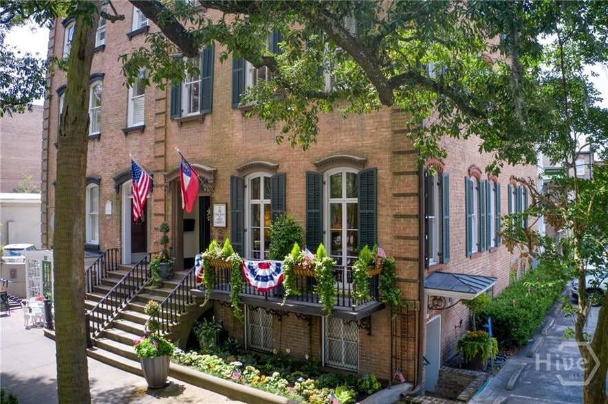 109 W Liberty St, Savannah, GA for sale - Building Photo - Image 3 of 49