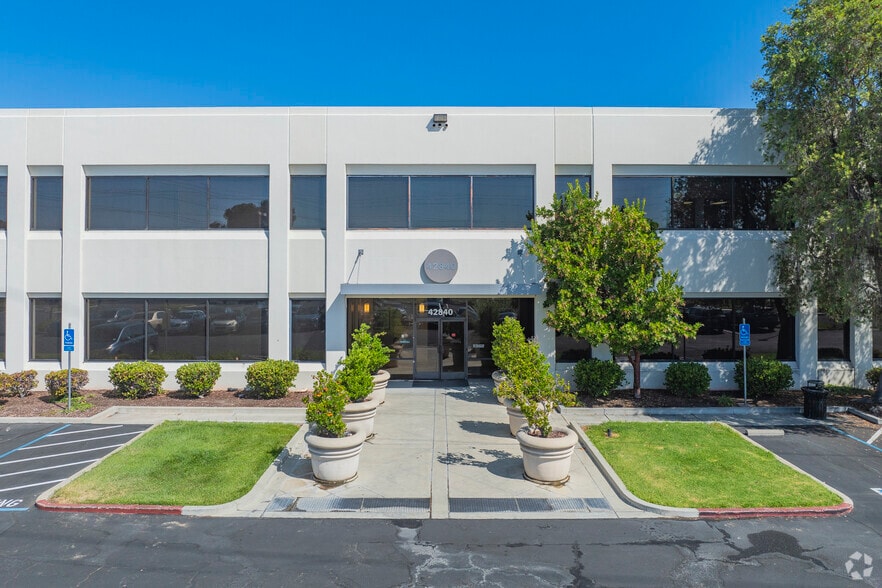 42840 Christy St, Fremont, CA for lease - Building Photo - Image 3 of 8