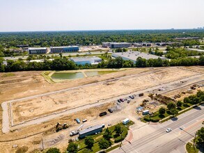 4500 Britton Pky, Hilliard, OH - AERIAL  map view