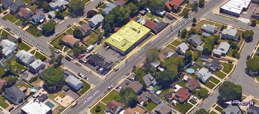 1811 Newbridge Rd, Bellmore, NY for sale - Building Photo - Image 1 of 1