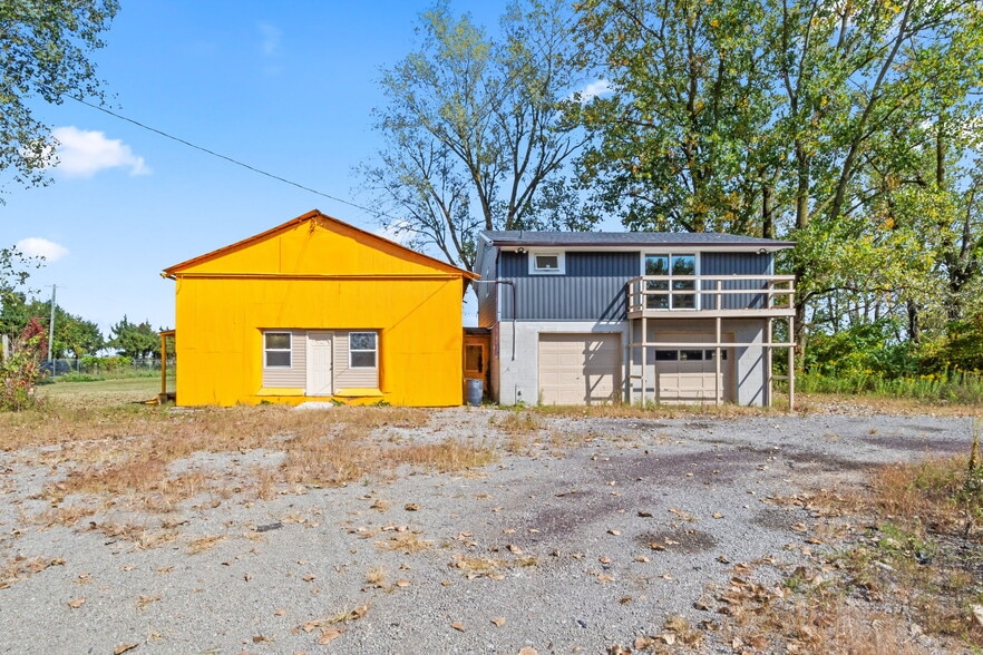 501 Cairns Rd, Mansfield, OH for sale - Building Photo - Image 2 of 22