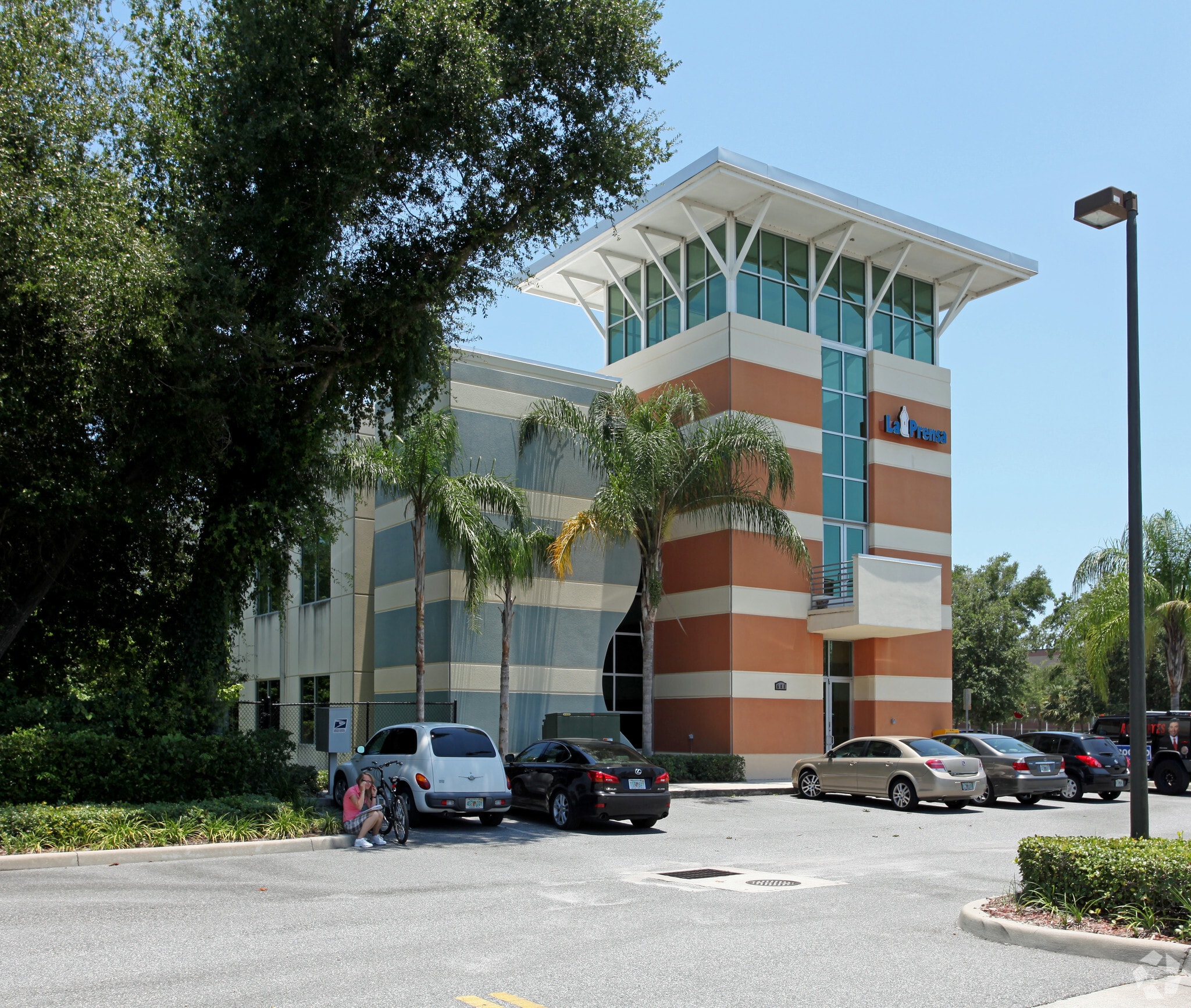 685 S Ronald Reagan Blvd, Longwood, FL 32750 LaPrensa Bldg