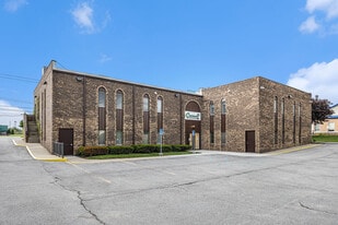 1350 E M 21, Owosso MI - Parking Garage