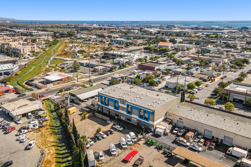 1703-1705 Hoover Ave, National City, CA for sale - Building Photo - Image 1 of 1