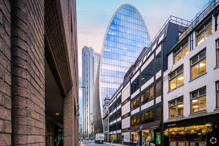 70 St. Mary Axe, London for lease - Building Photo - Image 1 of 6