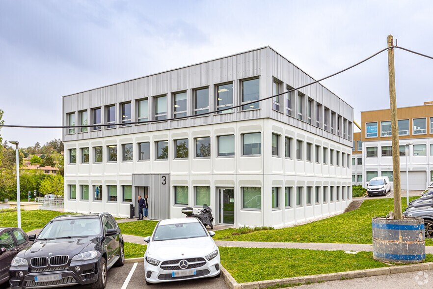 Office in Dardilly for lease - Building Photo - Image 3 of 4