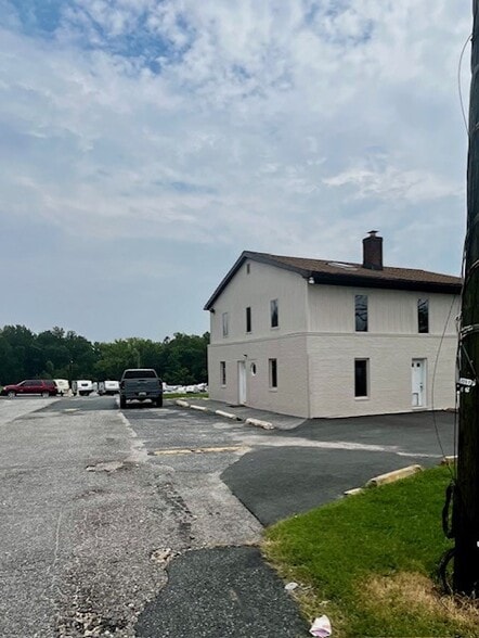 8313 Belair Rd, Nottingham, MD for lease - Building Photo - Image 3 of 3