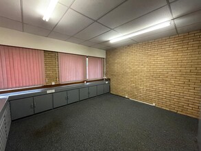 Railway Rd, Chorley for lease Interior Photo- Image 2 of 3