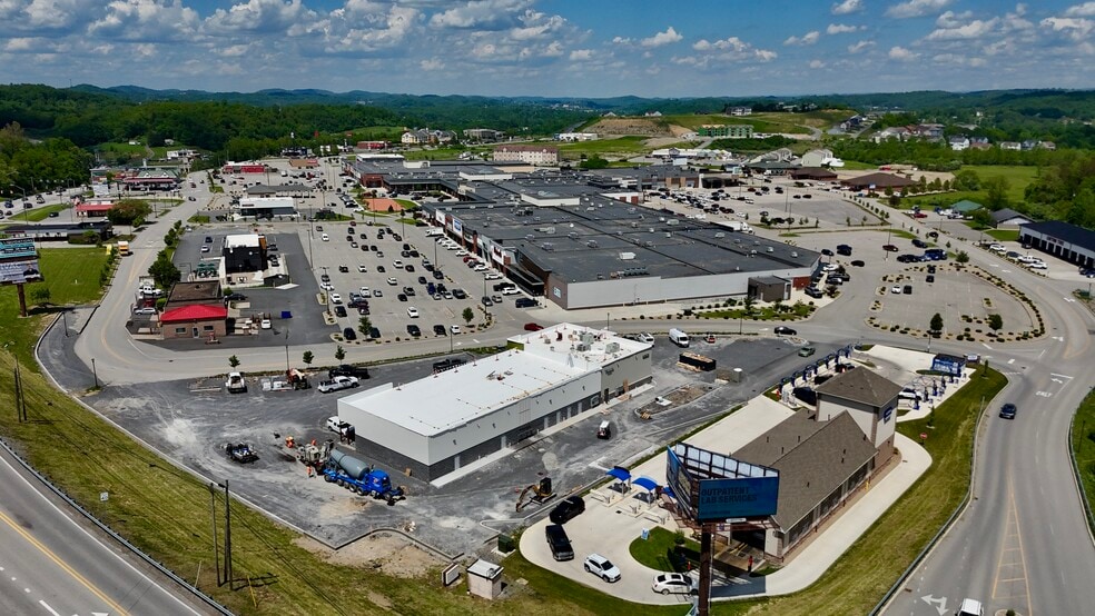 2600 Middletown Commons, White Hall, WV for lease - Building Photo - Image 2 of 71