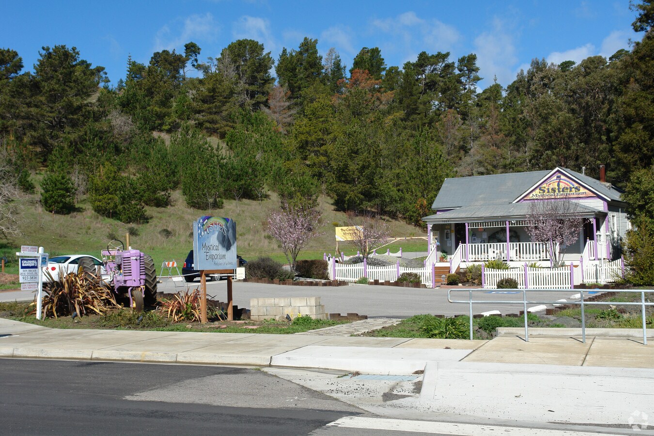 1663 Main St, Cambria, CA 93428 Property Record