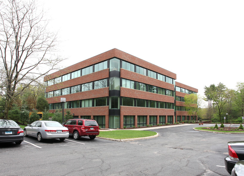 175 Powder Forest Dr, Simsbury, CT for lease - Primary Photo - Image 1 of 7