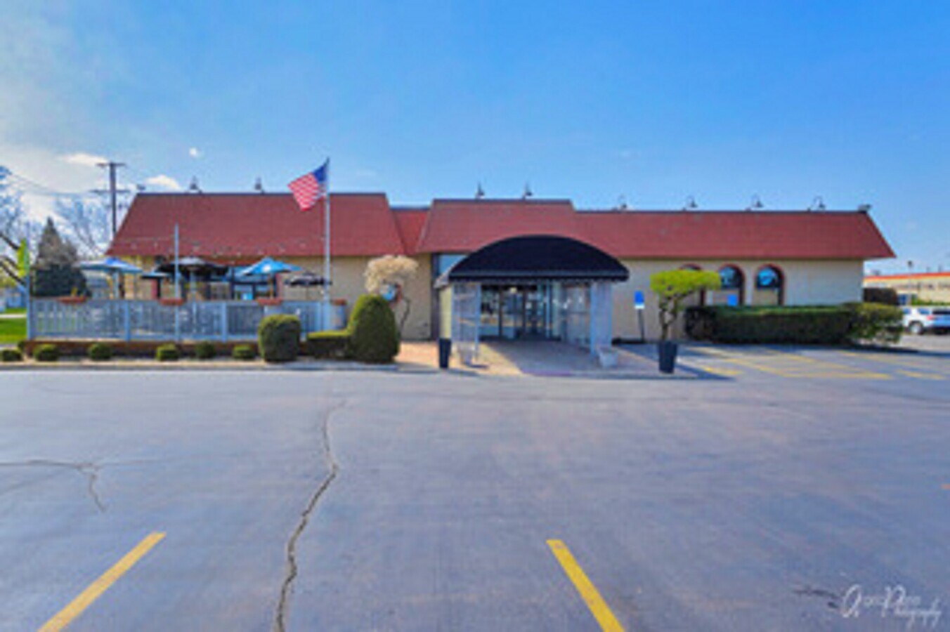 1904 S Elmhurst Rd, Mount Prospect, IL 60056