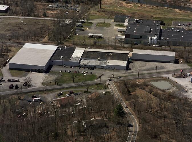 1941 Paradise Trl, East Stroudsburg, PA for sale Primary Photo- Image 1 of 1