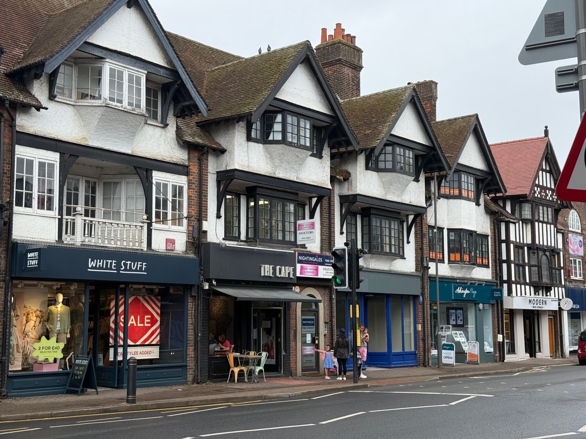 6 Burkes Para, Beaconsfield for lease Building Photo- Image 1 of 8