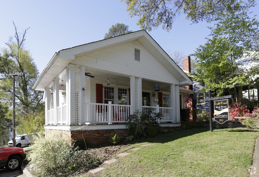 212 Whitsett St, Greenville, SC 29601