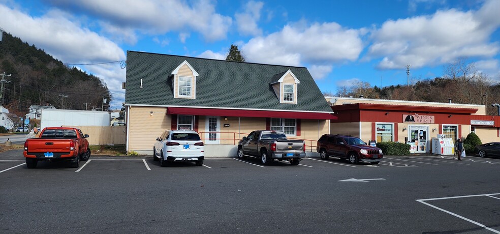 19 Waterbury Rd, Thomaston, CT for lease - Building Photo - Image 1 of 1