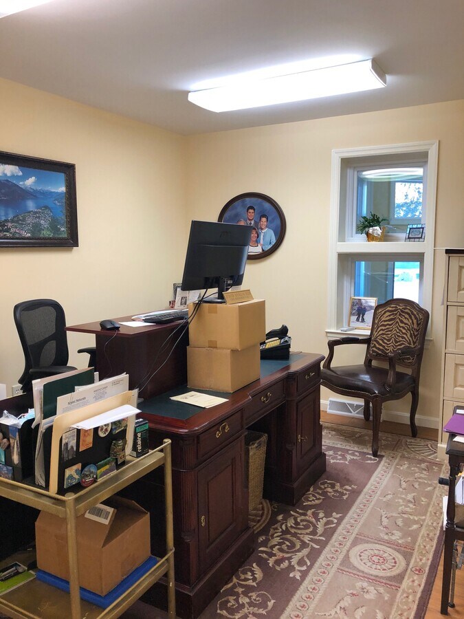 700 Eden Rd, Lancaster, PA 17601