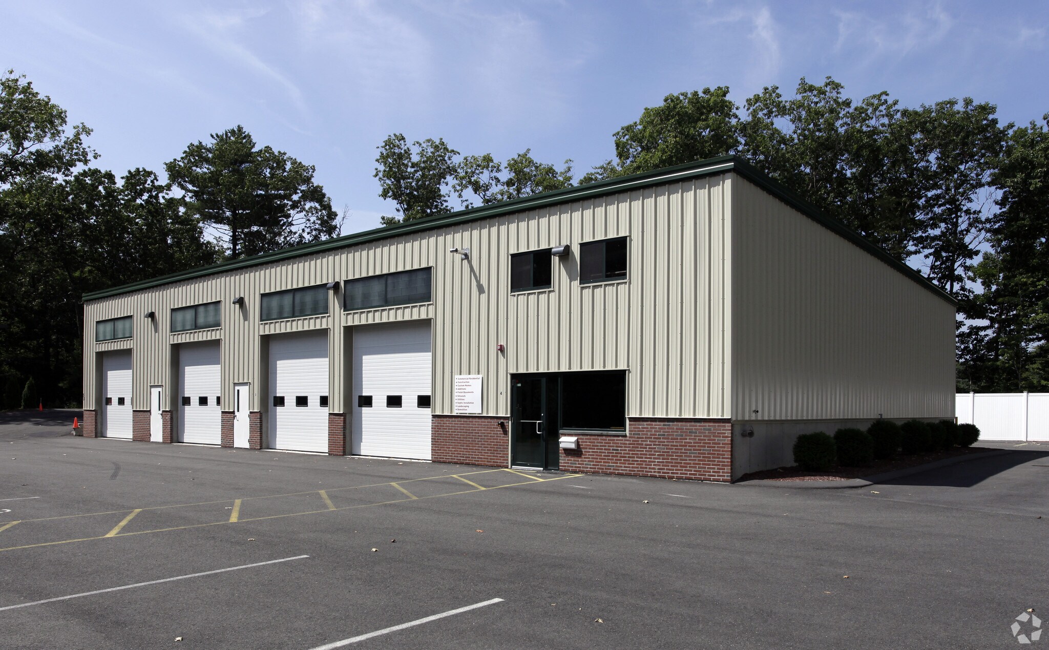 33 Forge Hill Rd, Franklin, MA for lease Primary Photo- Image 1 of 8