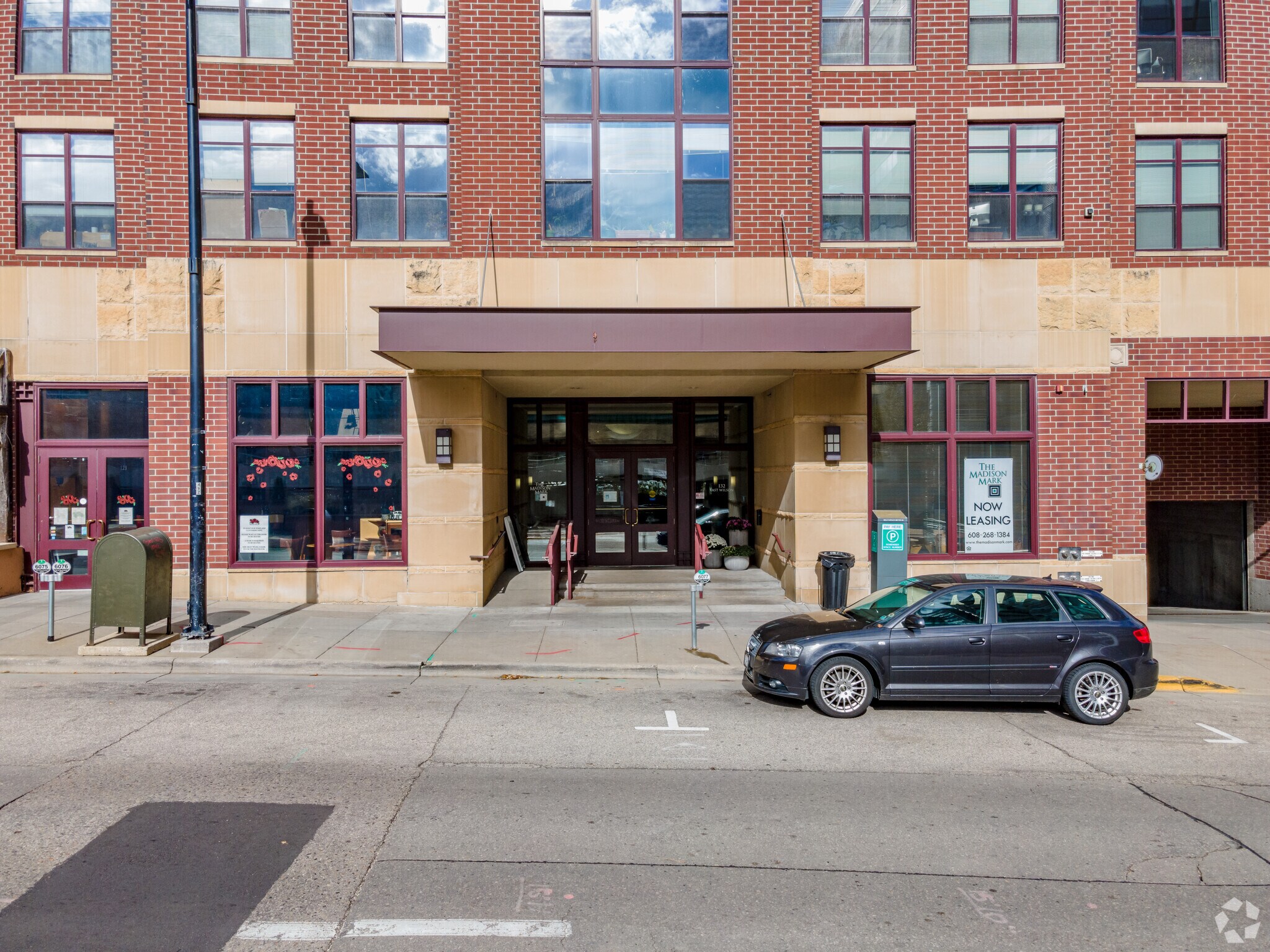 132 E Wilson St, Madison, WI for sale Building Photo- Image 1 of 1