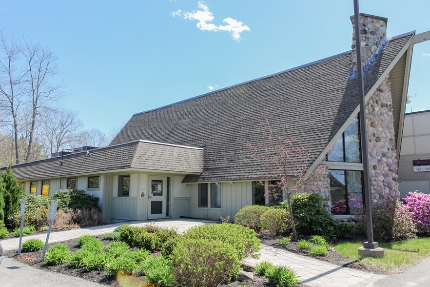 244 Western Ave, South Portland, ME for sale - Building Photo - Image 2 of 17