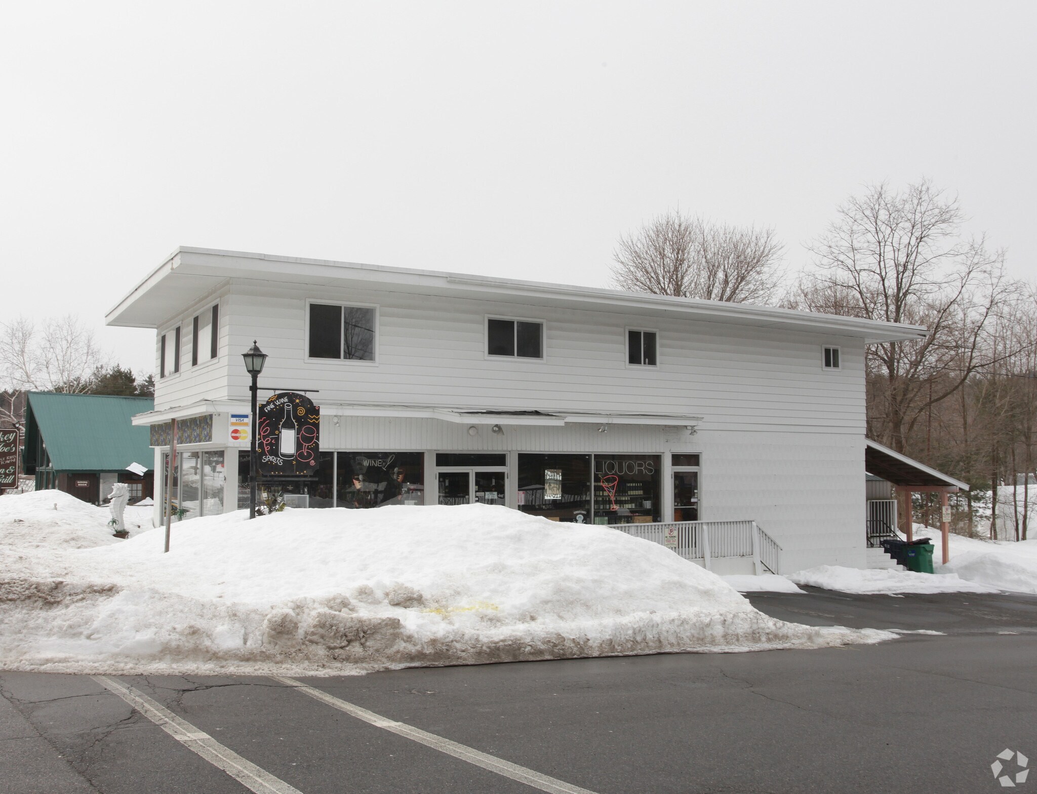 29 Canada St, Lake George, NY for sale Primary Photo- Image 1 of 1