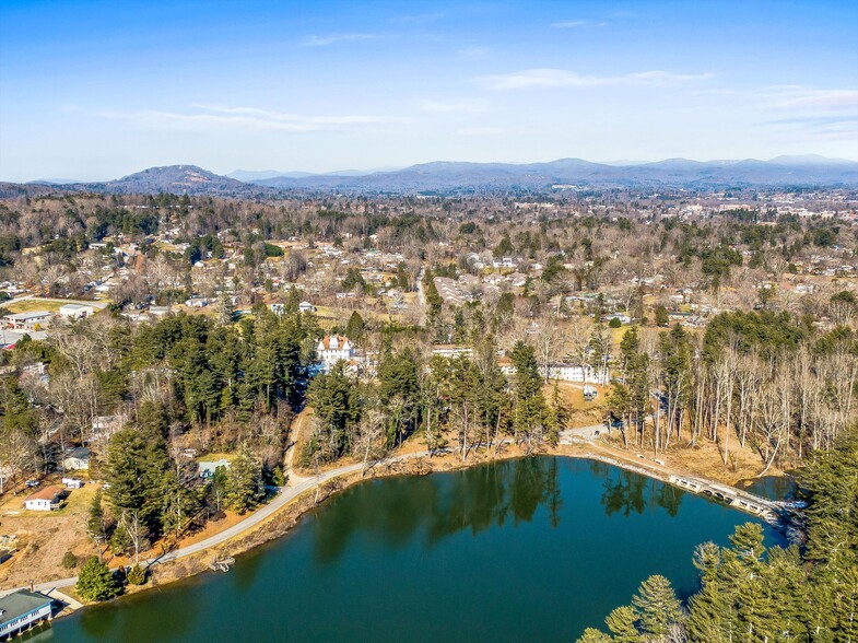 159 Osceola Rd, Hendersonville, NC 28739 - Copper Crest at Osceola Lake ...