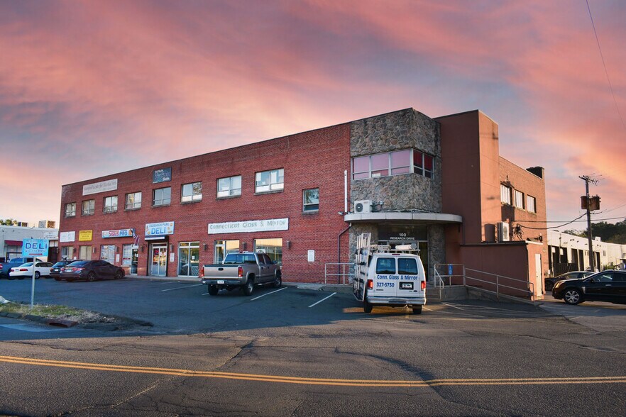 100 Research Dr, Stamford, CT 06906