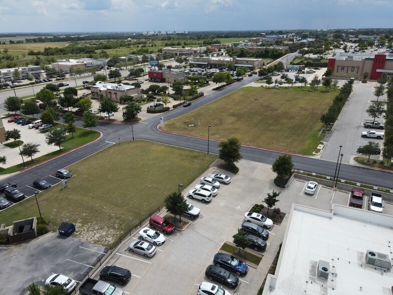 1726 Farm to Market 685, Pflugerville, TX for lease - Building Photo - Image 2 of 3