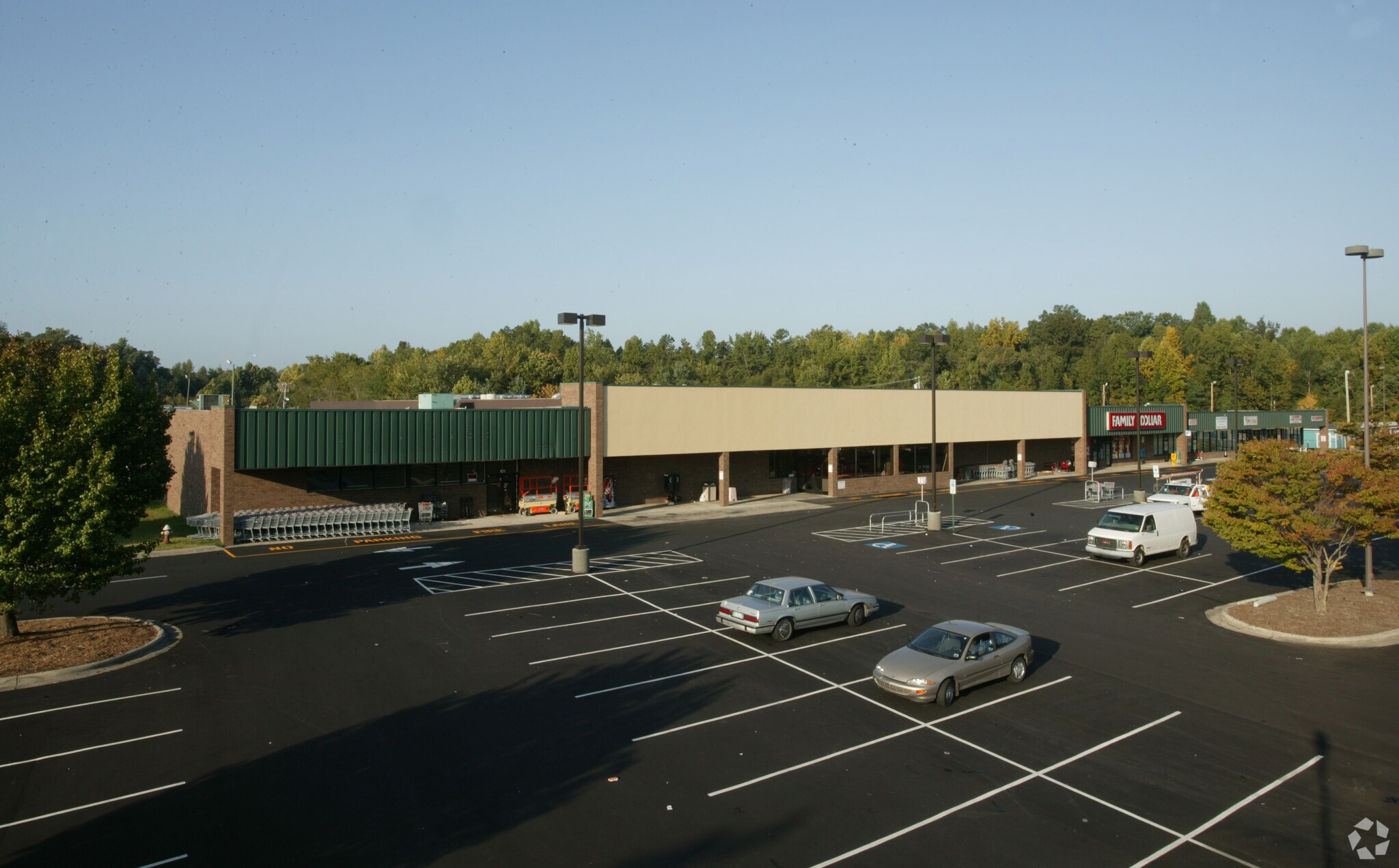 3136 E Martin Luther King Jr Blvd, High Point, NC for sale Primary Photo- Image 1 of 1