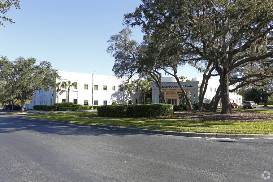 2102 Trinity Oaks Blvd, New Port Richey, FL for sale - Primary Photo - Image 1 of 1