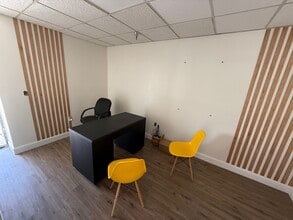 2280 Wilhelmina Ct NE, Palm Bay, FL for lease Interior Photo- Image 2 of 9