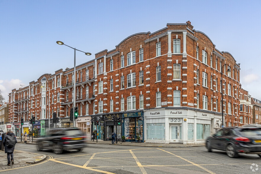 305 Kings Rd, London for lease - Primary Photo - Image 1 of 2