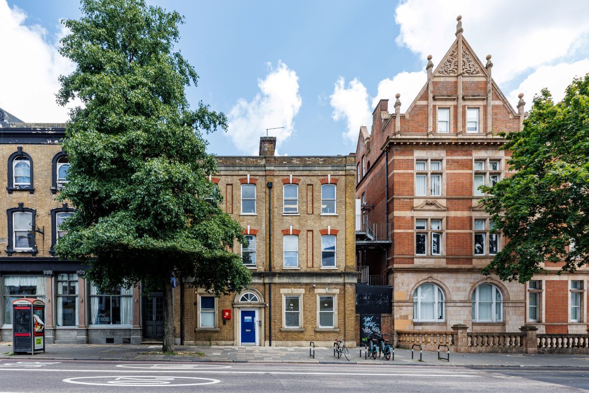 592-594 Holloway Rd, London for lease Primary Photo- Image 1 of 10