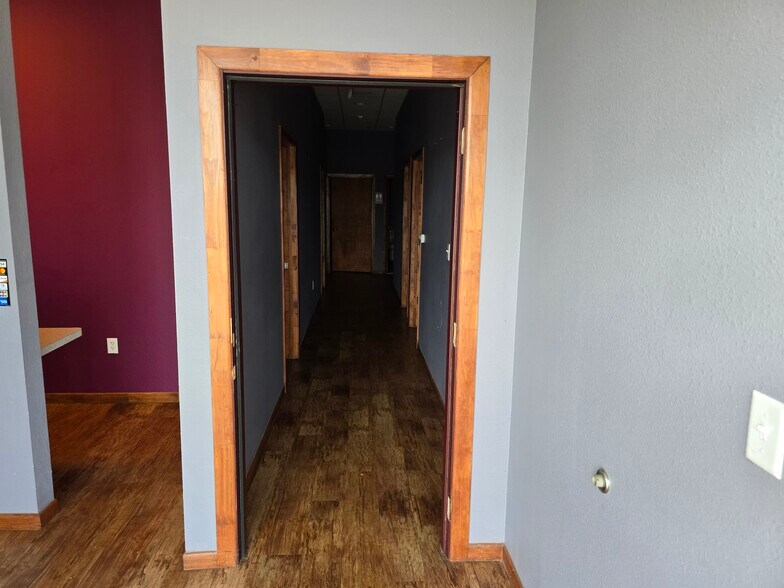 1220-1222 W Hurst Blvd, Hurst, TX for lease - Other - Image 3 of 19