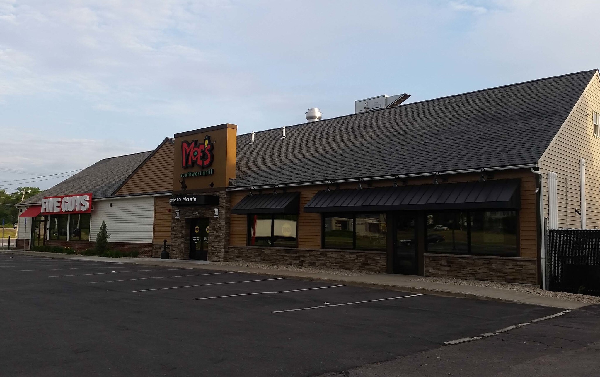 27 Westgate Dr, Brockton, MA for sale Building Photo- Image 1 of 1