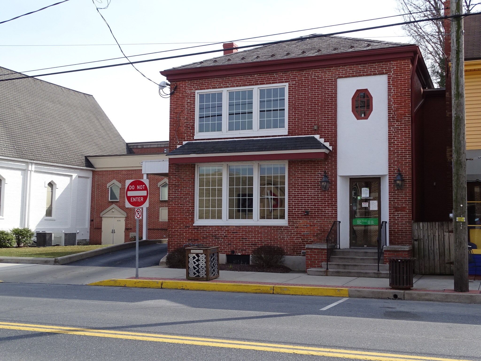 24 E Main St, Mount Joy, PA 17552