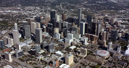 1001 McKinney St, Houston, TX - aerial  map view